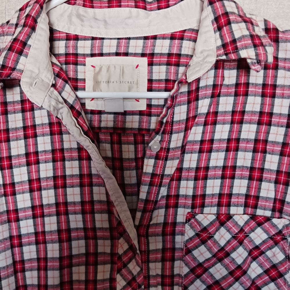 Victoria's Secret Long Sleeve Shirt - Picture 2 of 4
